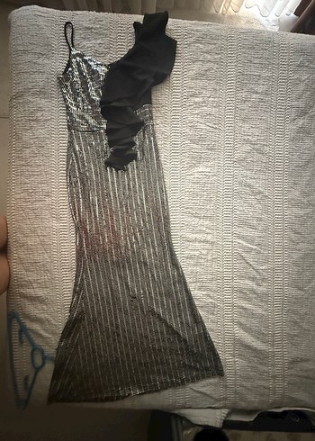 Siyah Tek Omuzlu Payetli Abiye Elbise - Görsel 2