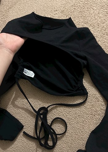 Siyah Beli Bağlamalı Uzun Kollu Bluz - Görsel 3