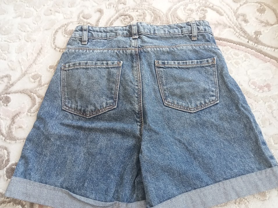 mavi Kısa Geniş Kesim Kadın Kot Şort - Görsel 3