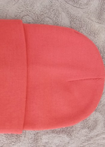 Bej Kadın Peluş Detaylı Bere - Görsel 2