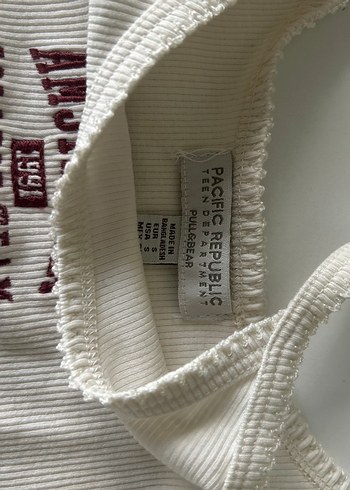 Pull and Bear Crop top pull&bear