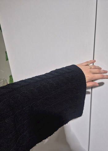 Uzun Siyah Gotik Kadın Elbisesi Örgü Model - Görsel 4