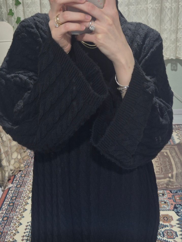 Uzun Siyah Gotik Kadın Elbisesi Örgü Model - Görsel 3