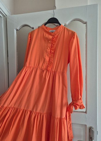 Uzun Turuncu Fırfırlı Bohem Elbise - Görsel 6