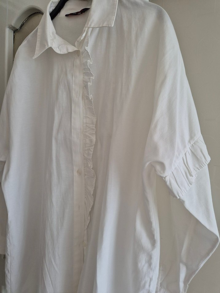 Kadın Beyaz Keten Fırfırlı Gömlek - Görsel 5
