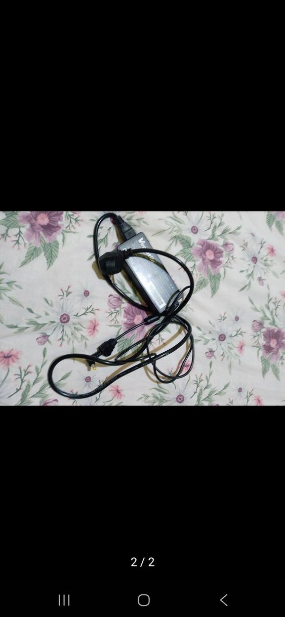 Versatile Yeşil Şarj Adaptörü 19.5V 4.74A - Görsel 2