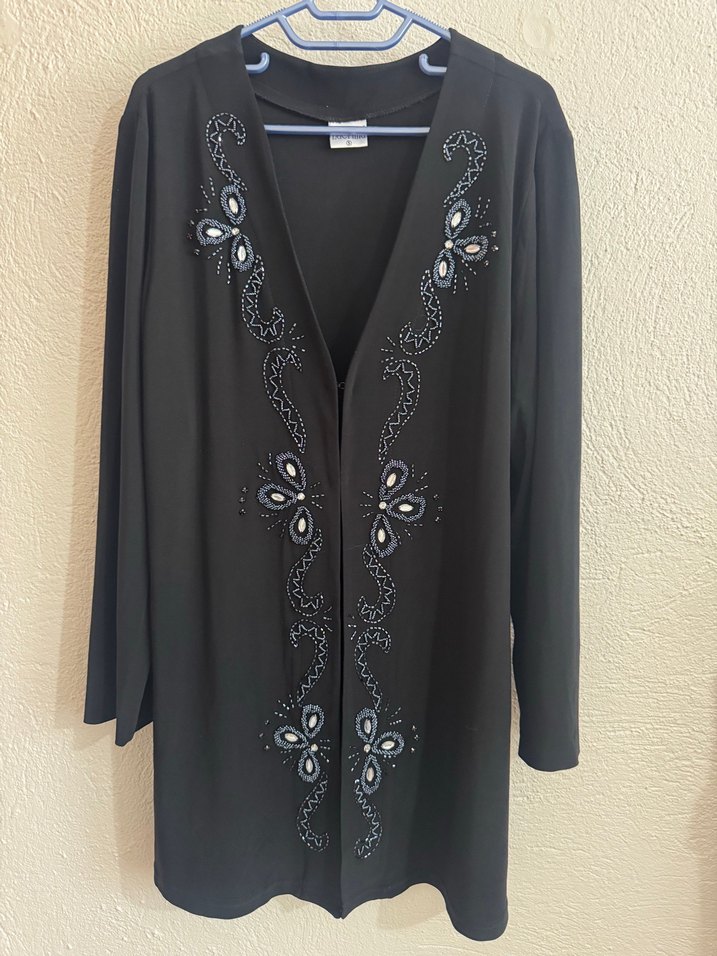 Uzun Kollu Siyah Nakışlı Tunik içli dışlı takım - Görsel 4