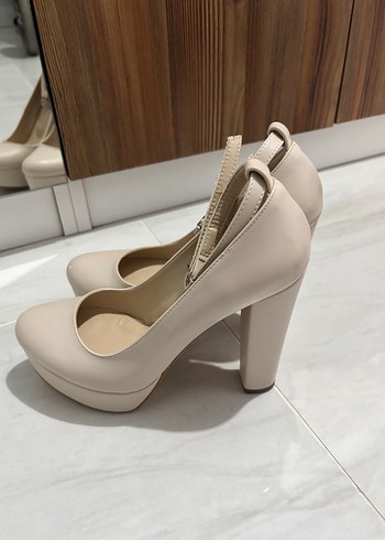 Bej Platform Topuklu Kadın Stiletto