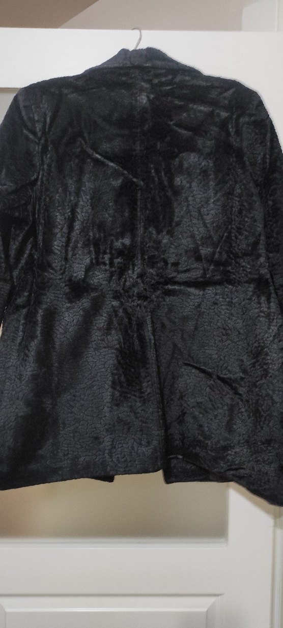 Düğmeli Siyah  Kaban - Görsel 3