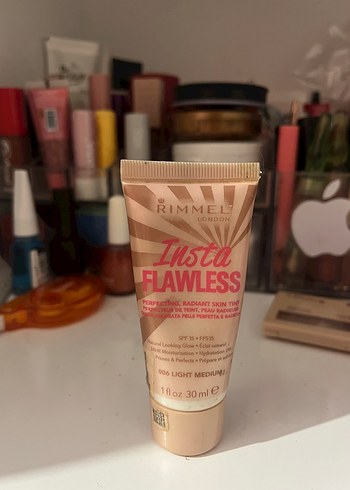 Rimmel London Rimmel Insta Flawless makyaj bazı