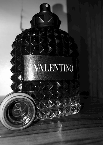 Valentino Born In Roma Intense 100ml - Görsel 8