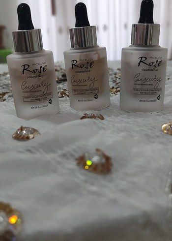 Diğer Rose Cosmetics Sıvı Aydınlatıcı