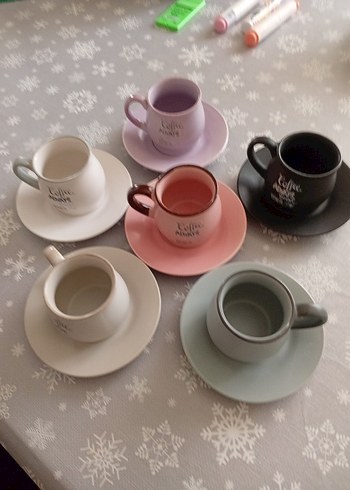 Pastel Renkli Seramik Kahve Fincanları