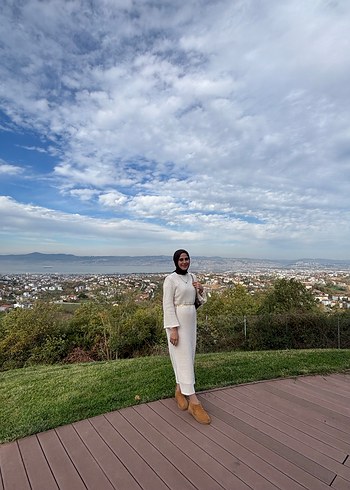 Uzun Kollu Beyaz Uzun Elbise - Görsel 2