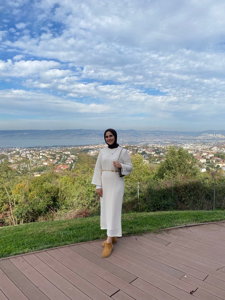 Uzun Kollu Beyaz Uzun Elbise - Görsel 4