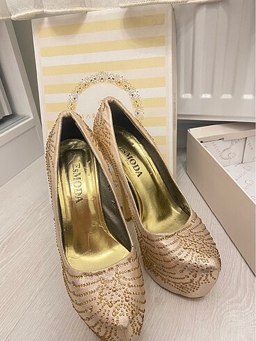Gold Platform