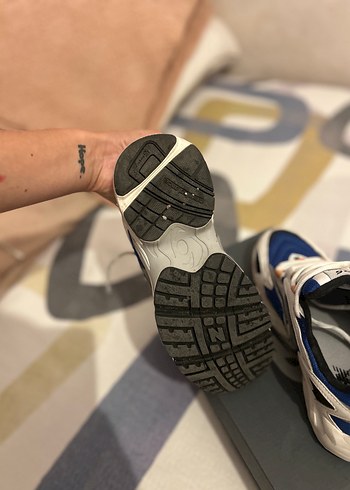 New Balance 725 Lacivert Spor Ayakkabı - Görsel 5