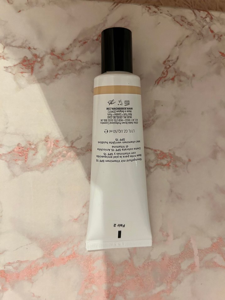 Bobbi Brown Bej Fondöten - Görsel 2