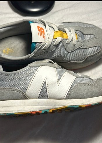 Gri New Balance kız çocuk Spor Ayakkabısı - Görsel 2