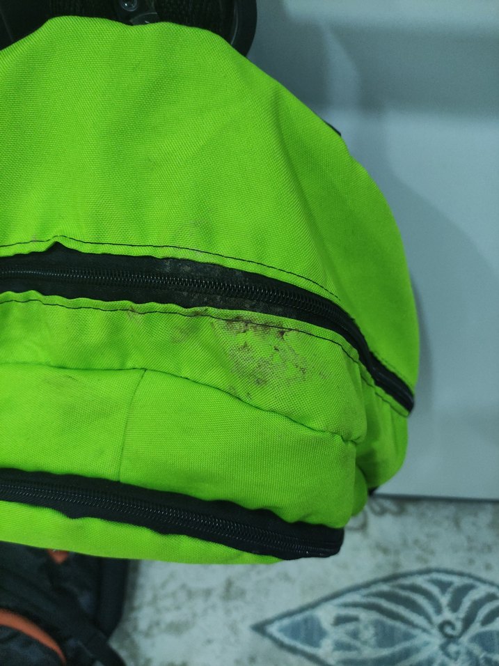 Yeşil Fermuarlı Kadın Sırt Çantası - Görsel 2