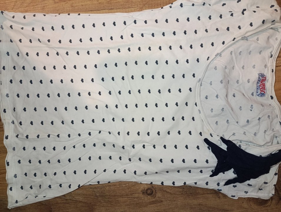 siyah kalpli beyaz kadın tişört - Görsel 2