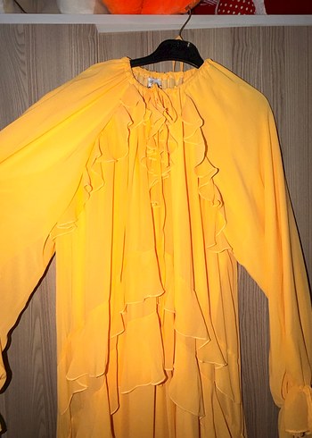 Sarı Uzun Kollu Fırfırlı Kadın Elbise bıkez giyildi standart bed - Görsel 4