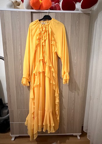 Sarı Uzun Kollu Fırfırlı Kadın Elbise bıkez giyildi standart bed - Görsel 3