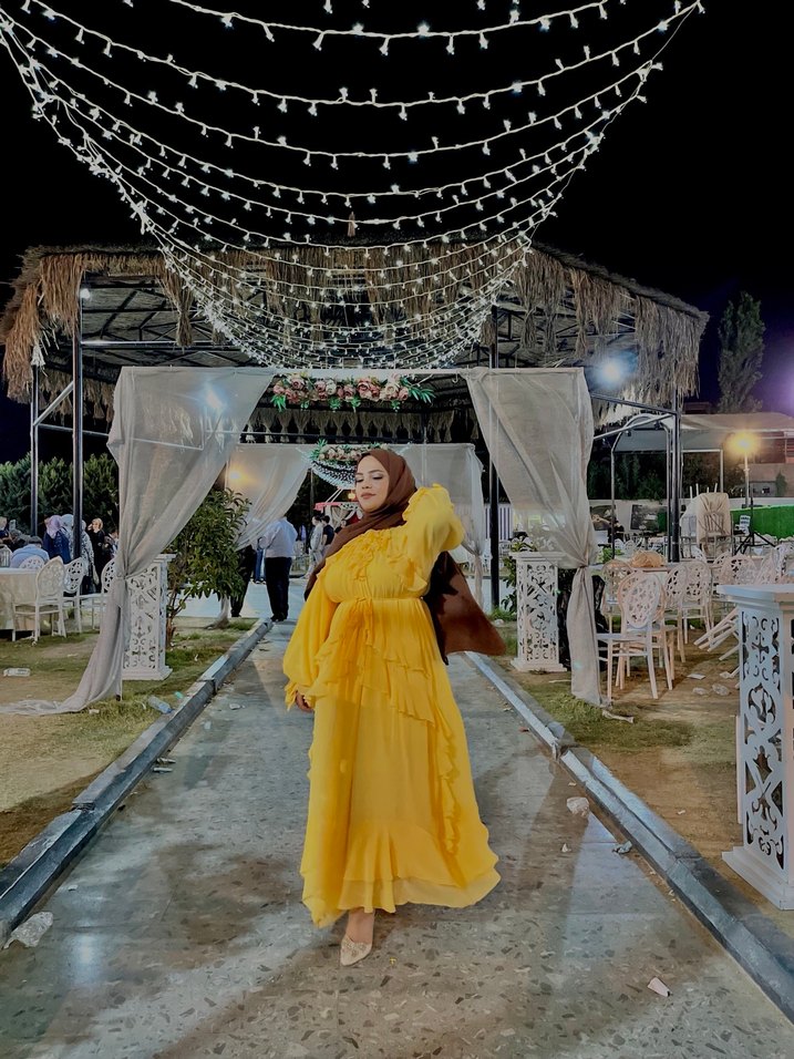 Sarı Uzun Kollu Fırfırlı Kadın Elbise bıkez giyildi standart bed - Görsel 2