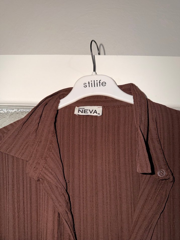 Kahverengi Pilili Uzun Keten Elbise bel kısmı kemerli - Görsel 2