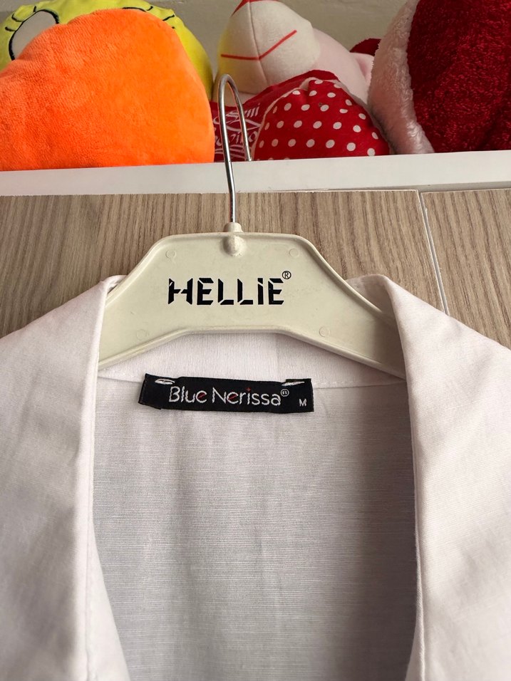 V Yaka Kemerli Kolsuz Mini Kadın Yelek - Görsel 2