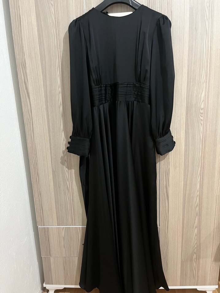 Siyah Saten elbise - Görsel 3