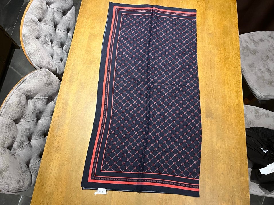 Silk home olinda eşarp - Görsel 4