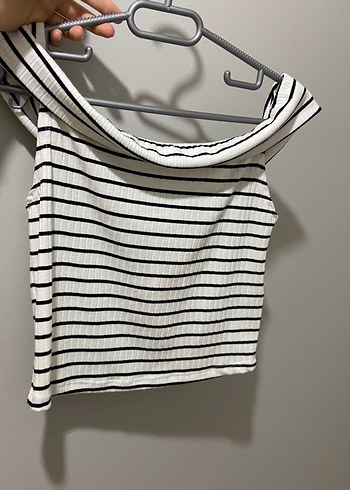 Addax V Yaka Çizgili Kolsuz Crop Top