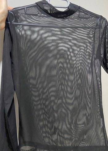 Uzun kollu bogazli tul t-shirt