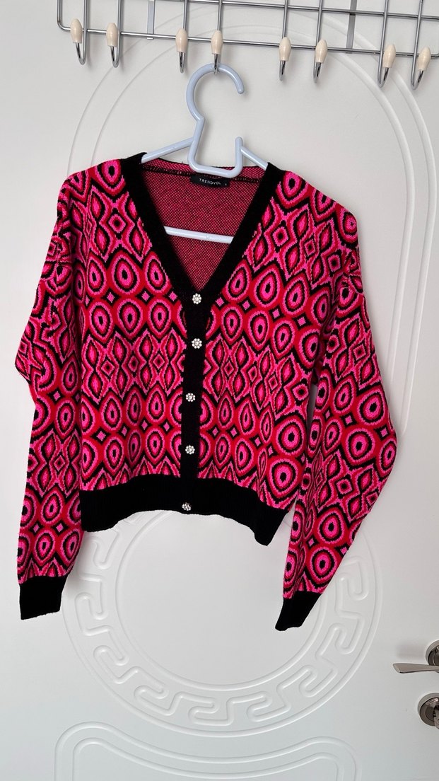 Taş düğmeli Renkli Desenli V Yaka Kadın Hırka - Görsel 2