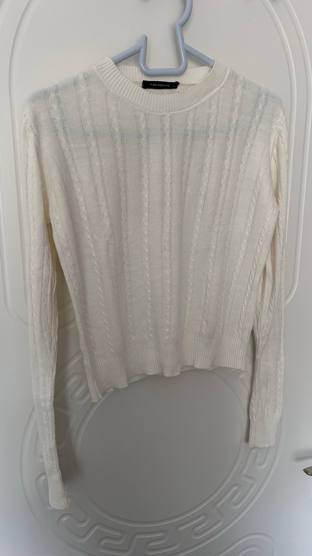 Ekru örgü detaylı triko kazak - Görsel 3