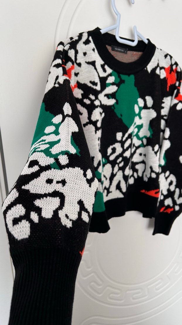 Leopar desenli turuncu yeşil siyah Kadın Kazak - Görsel 3