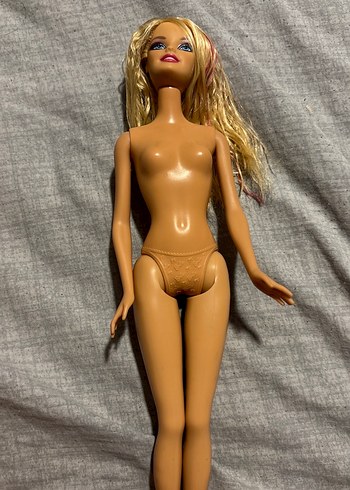 Koyu Pembe Elbiseli Bebek - Görsel 5