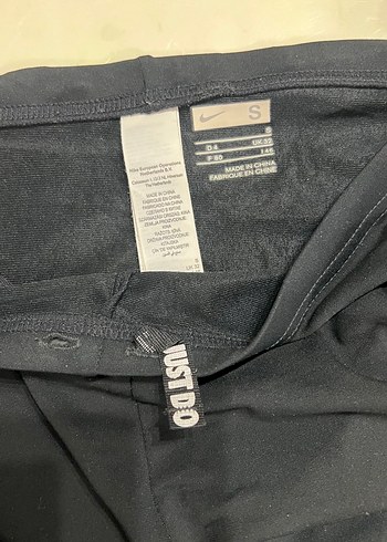 Nike Siyah Kadın Yüzme Şortu - Görsel 4