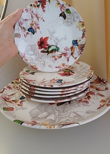 Çiçek Desenli Beyaz Yemek Tabakları Seti - Görsel 2