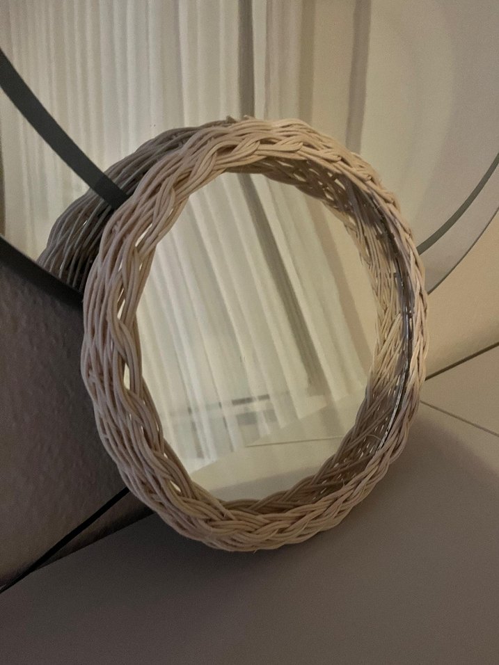 Beyaz Hasır Çerçeveli Yuvarlak Ayna - Görsel 4