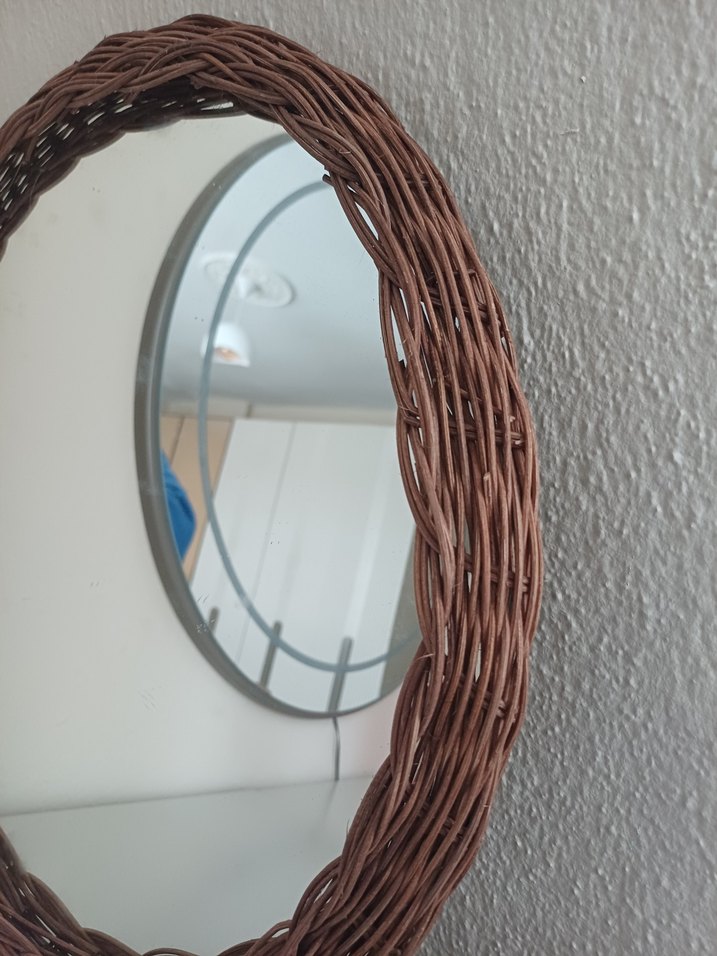 Bej Çerçeveli Yuvarlak Ayna - Görsel 2