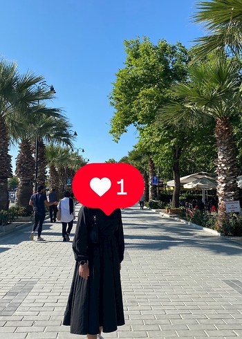 Püsküllü Siyah Uzun Kol Elbise