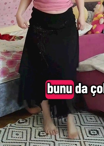 Siyah bayağı uzun çiçekli taşlı tüllü uzun etek UUZUN