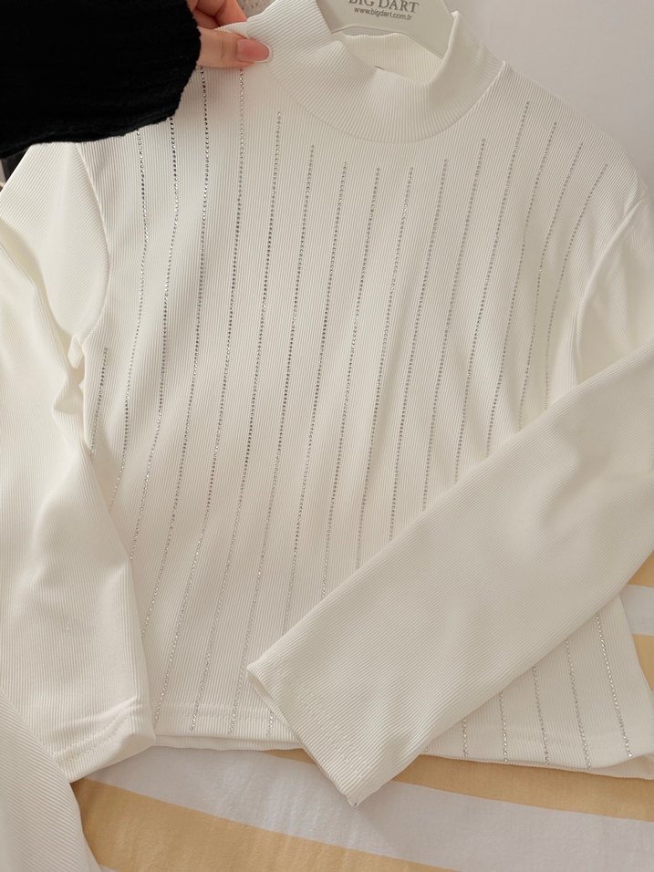 Beyaz Piliseli Kadın Triko bluz - Görsel 3