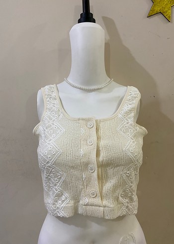 Düğmeli beyaz body