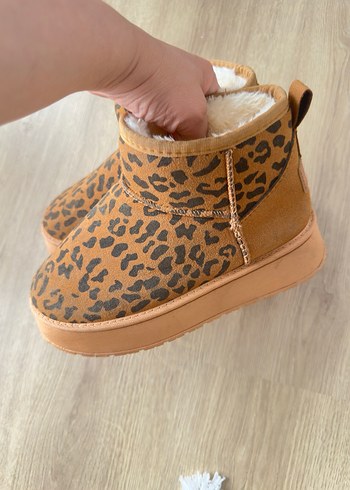 Kürklü Leopar Desenli Kahverengi Süet Kadın Bot - Görsel 2