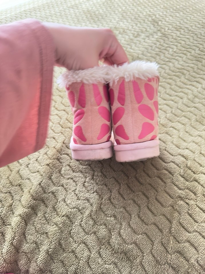 Kız Çocuk Pembe Peluş Bot - Görsel 3