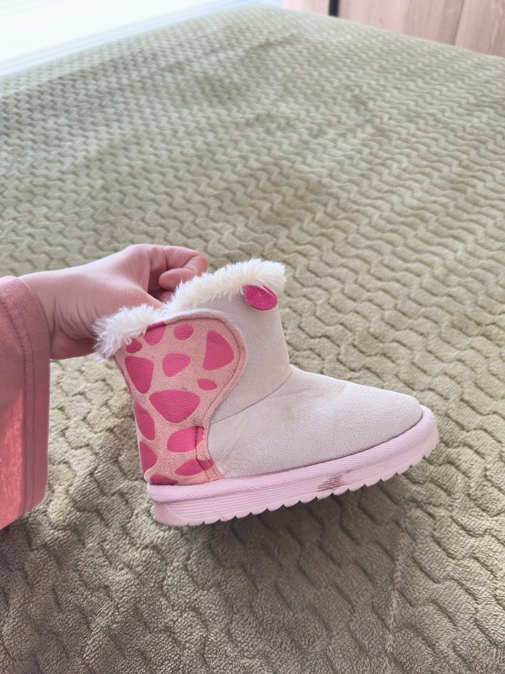 Kız Çocuk Pembe Peluş Bot - Görsel 2