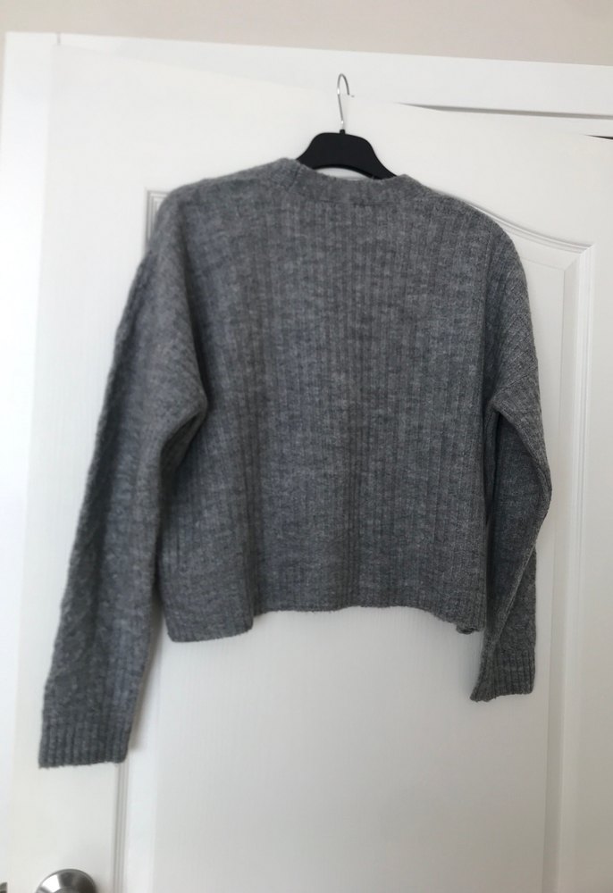 Gri Kadın Örgü Yün Hırka - Görsel 4